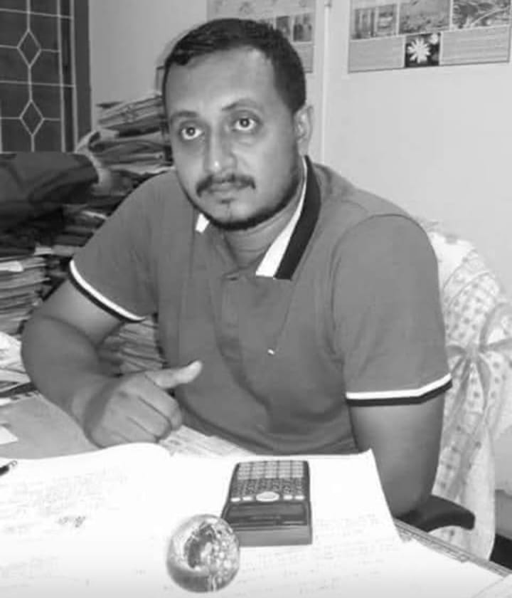 খুলনা গণপূর্তে সাত বছরে গড়ে ওঠা নীরব দুর্নীতির বলয়: উপসহকারী প্রকৌশলী মিজানুর রহমানের বিরুদ্ধে ভয়াবহ অভিযোগ