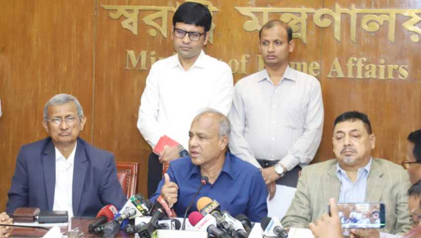 বড় আকারের ভূমিকম্প মোকাবিলা নিয়ে উদ্বেগ স্বরাষ্ট্র উপদেষ্টার