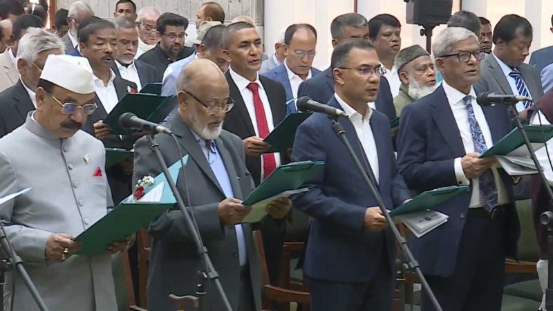 শপথ নিলেন বিএনপির নবনির্বাচিত এমপিরা