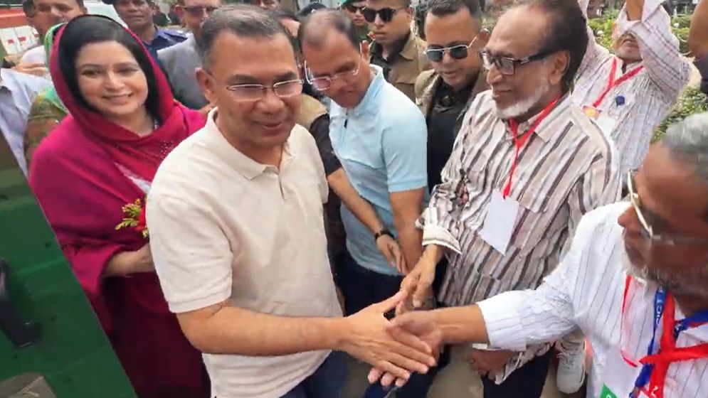 বগুড়ায় পৌঁছেছেন প্রধানমন্ত্রী তারেক রহমান