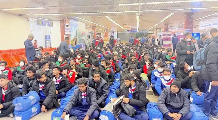 লিবিয়া থেকে দেশে ফিরলেন ১৭০ বাংলাদেশি
