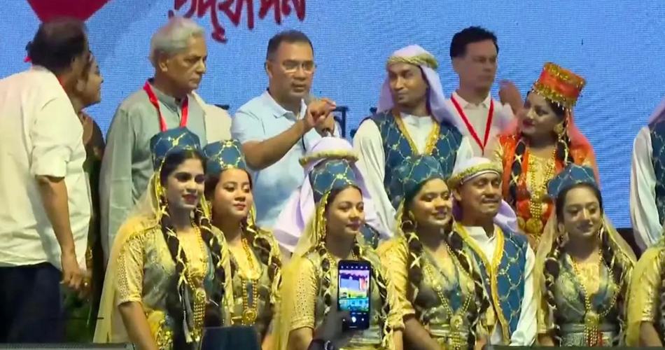 আগামী এক বছরকে ‘নজরুল বর্ষ’ ঘোষণা করলেন প্রধানমন্ত্রী