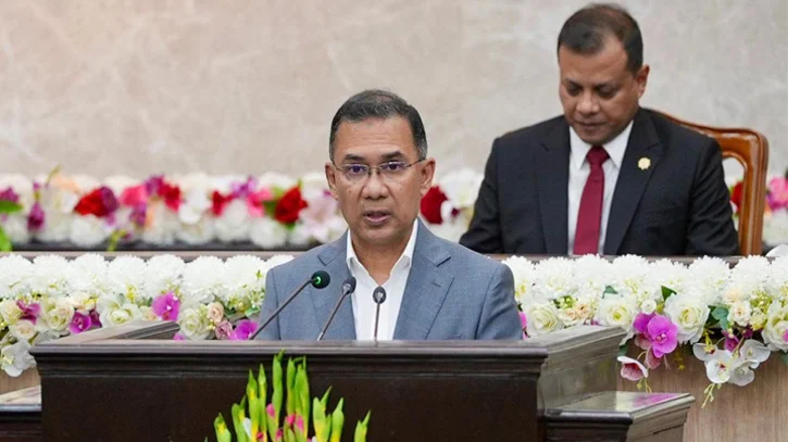 জনগণের ভালোবাসা বড় শক্তি, নিরাপত্তা কড়াকড়ি যেন দূরত্ব তৈরি না করে: প্রধানমন্ত্রী