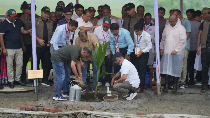 বরিশালে পৌঁছেছেন প্রধানমন্ত্রী তারেক রহমান, করলেন বৃক্ষরোপণ কর্মসূচির উদ্বোধন
