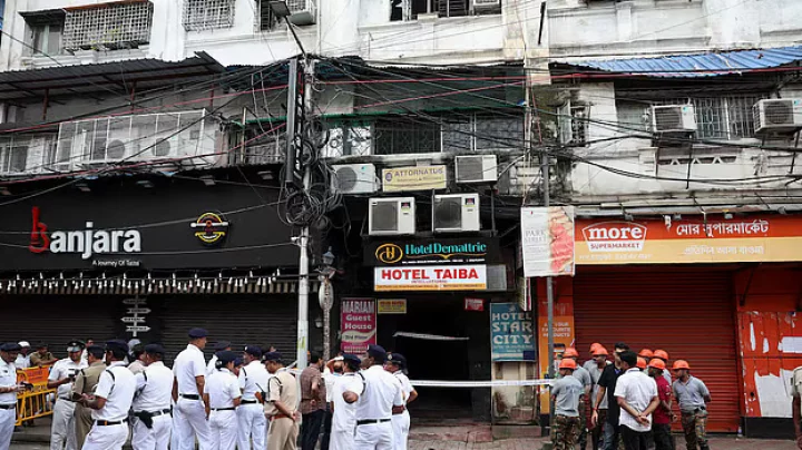 ভারতের কলকাতার অগ্নিকাণ্ডে নিহত ৭ বাংলাদেশির মরদেহ পরিবারের কাছে হস্তান্তর