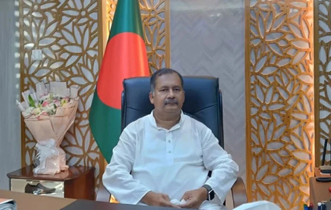 মন্ত্রিত্ব ছাড়লেন জহির উদ্দিন স্বপন