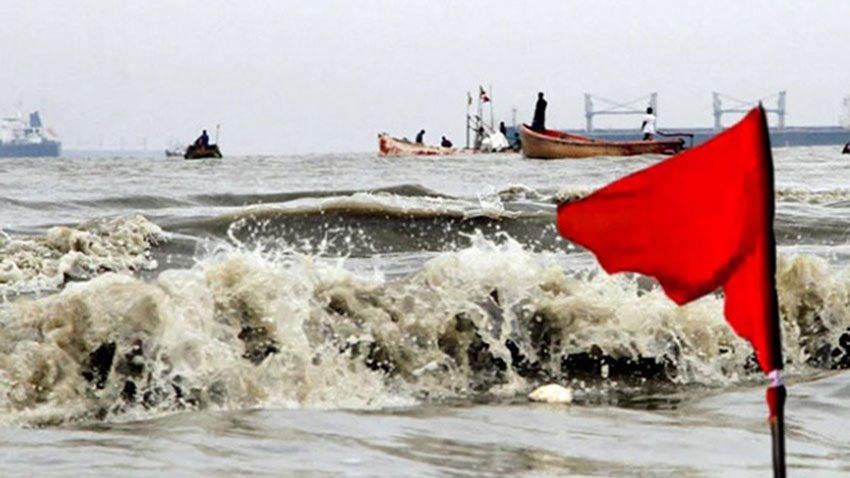 বঙ্গোপসাগরে লঘুচাপ, সমুদ্রবন্দরে ৩ নম্বর সতর্কতা