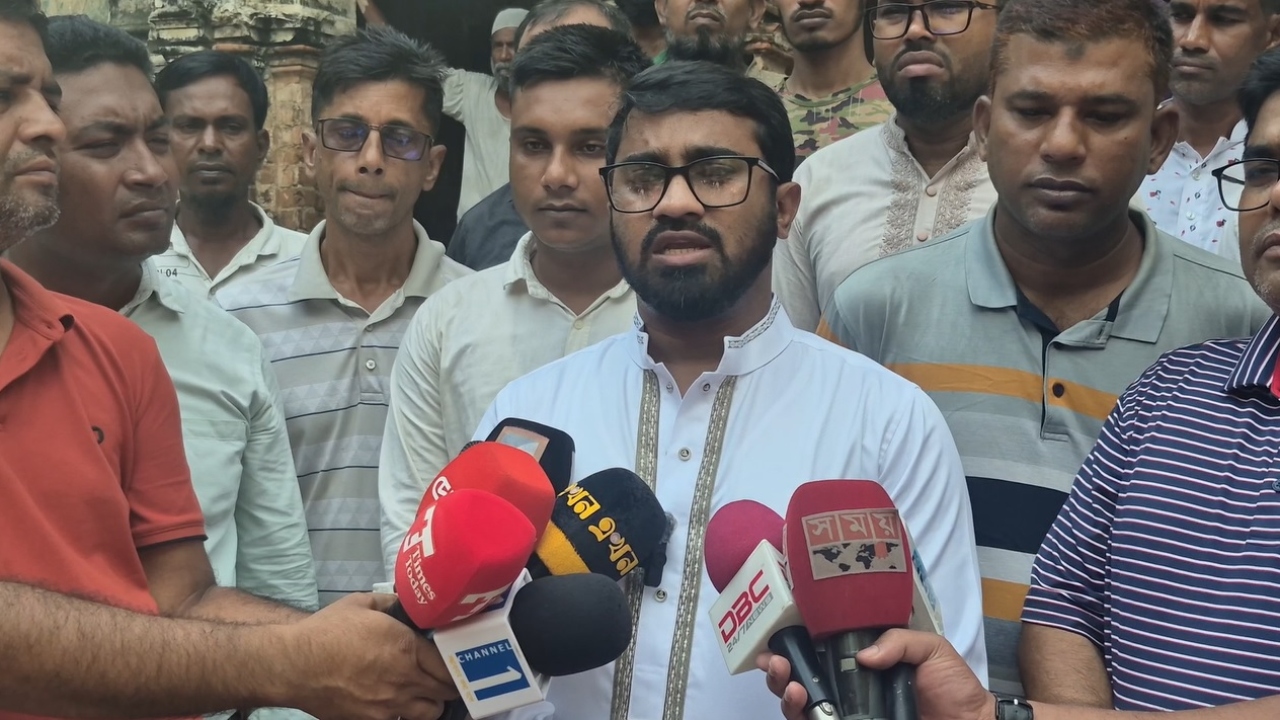 গণঅভ্যুত্থানের সঙ্গে প্রথম বেইমানি করেছেন ডা. শফিকুর রহমান: রাশেদ খাঁন