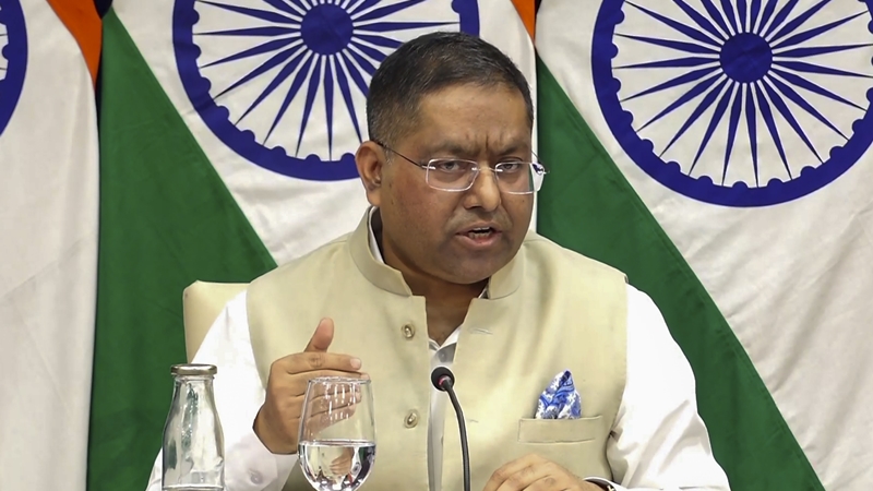 বাংলাদেশের সঙ্গে ইতিবাচক ও গঠনমূলক সম্পর্ক চায় ভারত: জয়সওয়াল