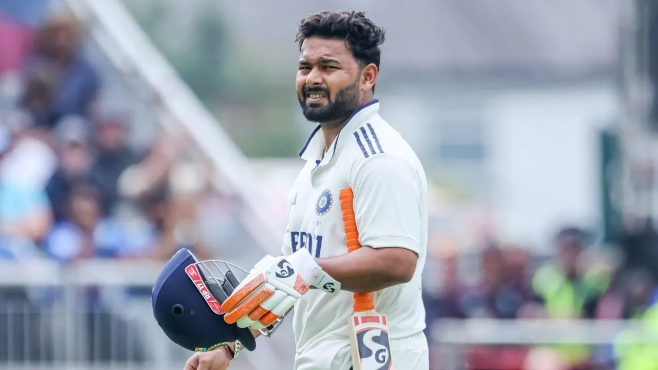টেস্টে ছক্কার বিশ্বরেকর্ড গড়লেন পন্থ