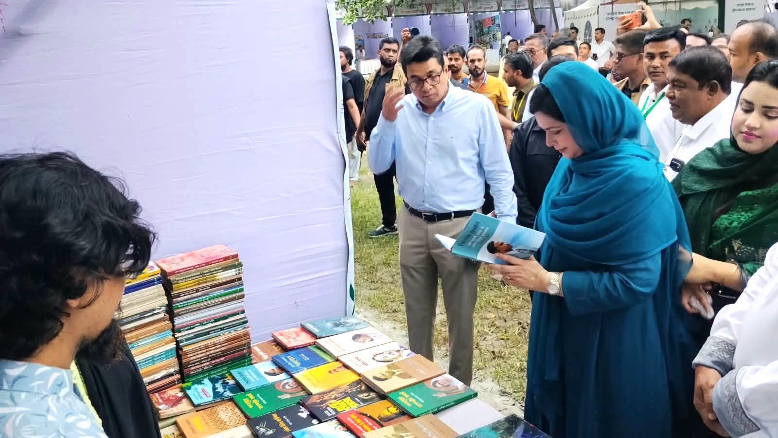 বাংলা একাডেমিতে ৯ দিনব্যাপী ‘জিয়া স্মৃতি বইমেলা ২০২৬’ শুরু : উদ্বোধন করলেন ডা. জুবাইদা রহমান