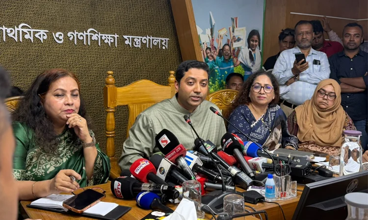 শতভাগ সাক্ষরতার হার অর্জনে কাজ করছে সরকার: প্রতিমন্ত্রী
