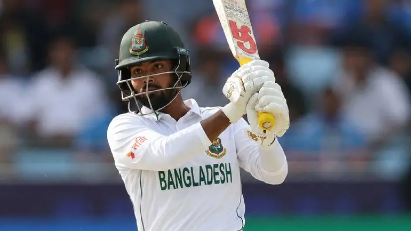 হৃদয়ের ইতিহাস, বিদেশের মাটিতে ট্রিপল সেঞ্চুরি