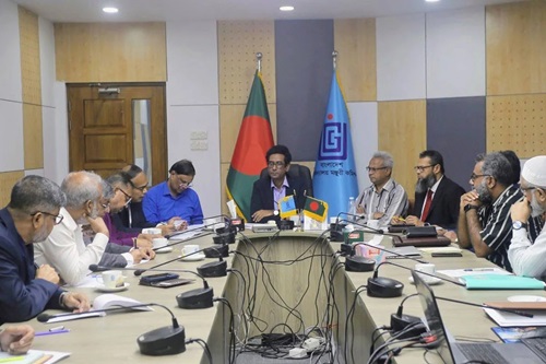 বিশ্ববিদ্যালয়ে তৃতীয় ভাষা শিক্ষা চালু নিয়ে ইউজিসির আলোচনা