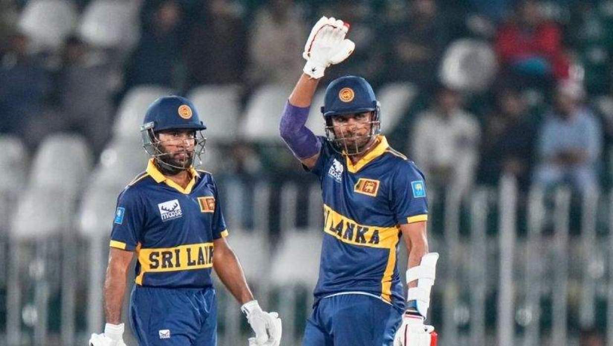 ওয়ানডে ইতিহাসে দ্বিতীয় সর্বোচ্চ ৪৩০ রান তাড়া করে জয়ের রেকর্ড লঙ্কানদের