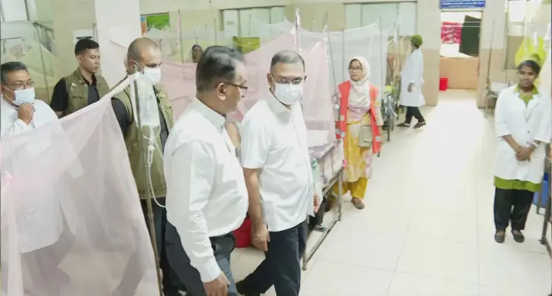 শিশু হাসপাতালে কক্ষে বসেই ধূমপান, চিকিৎসককে বরখাস্তের নির্দেশ প্রধানমন্ত্রীর