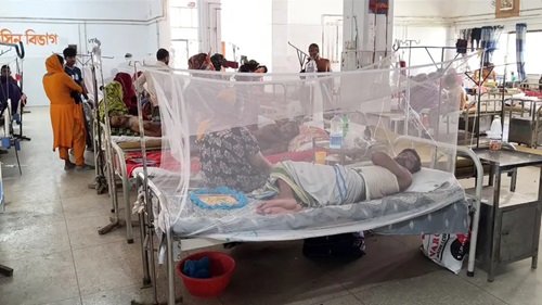 নরসিংদীতে ডেঙ্গুর দাপট, হাসপাতালে ঠাঁই নেই রোগীর