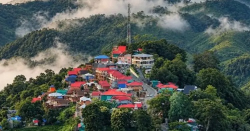 অবরোধ ও নিরাপত্তা পরিস্থিতিতে বন্ধ সাজেক ভ্যালি, ভোগান্তিতে পর্যটকেরা